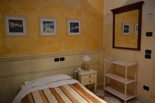Hotel Due Colonne San Bonifacio Buitenkant foto
