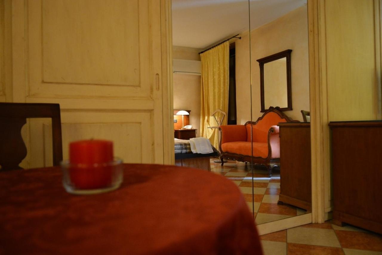 Hotel Due Colonne San Bonifacio Kamer foto