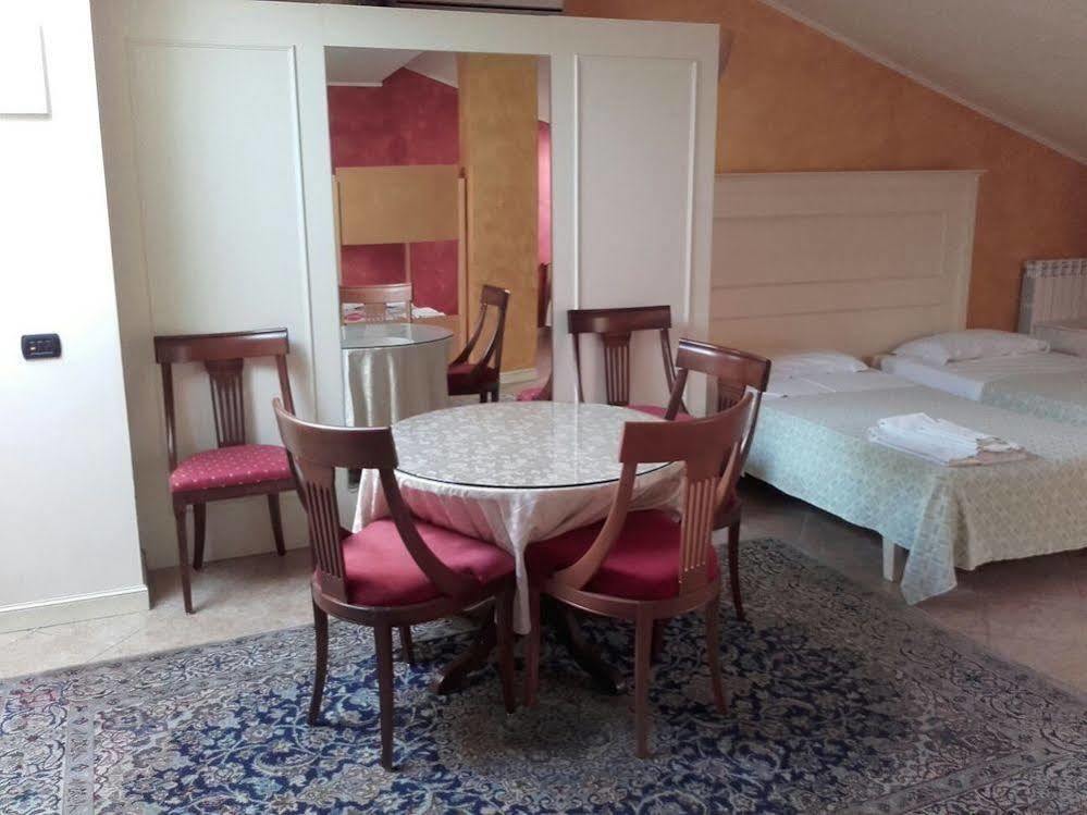Hotel Due Colonne San Bonifacio Buitenkant foto
