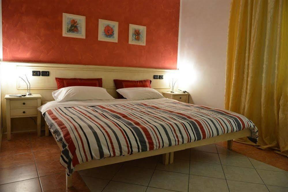 Hotel Due Colonne San Bonifacio Buitenkant foto